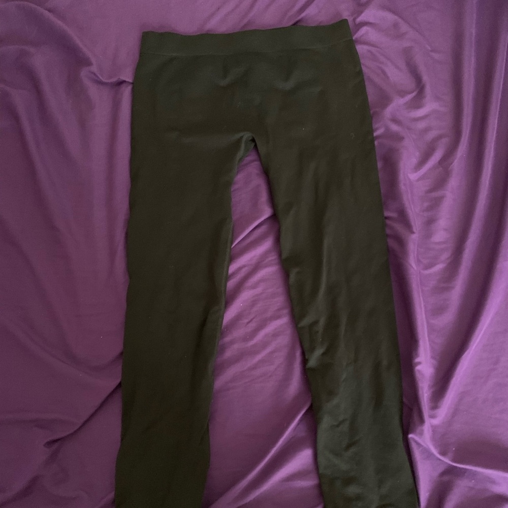 Black leggings